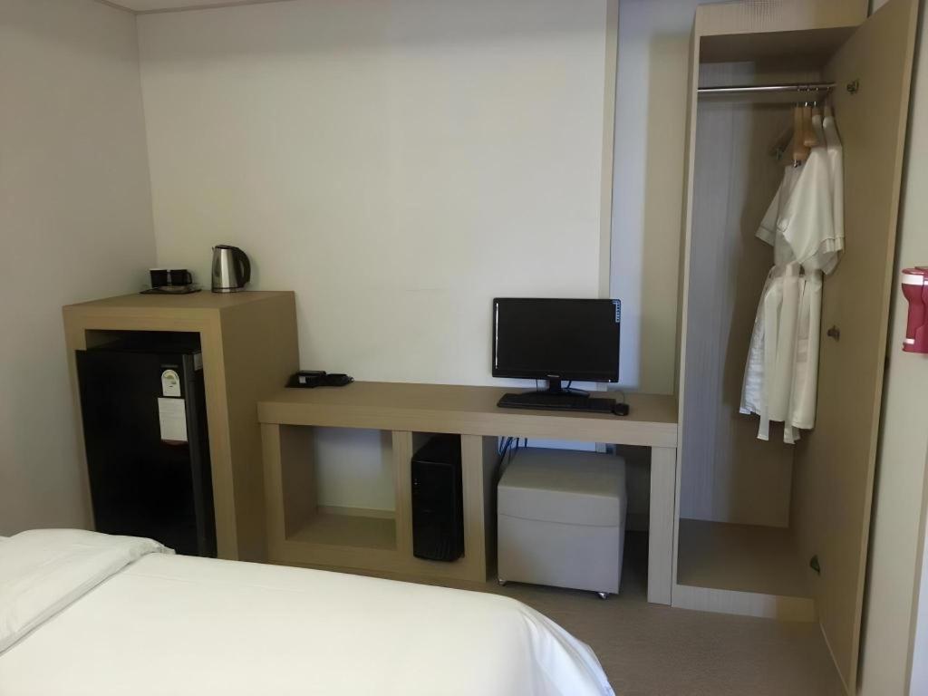 Hotel W Shinjeju Exterior photo