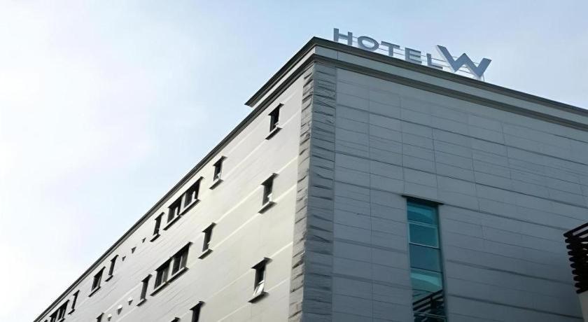 Hotel W Shinjeju Exterior photo