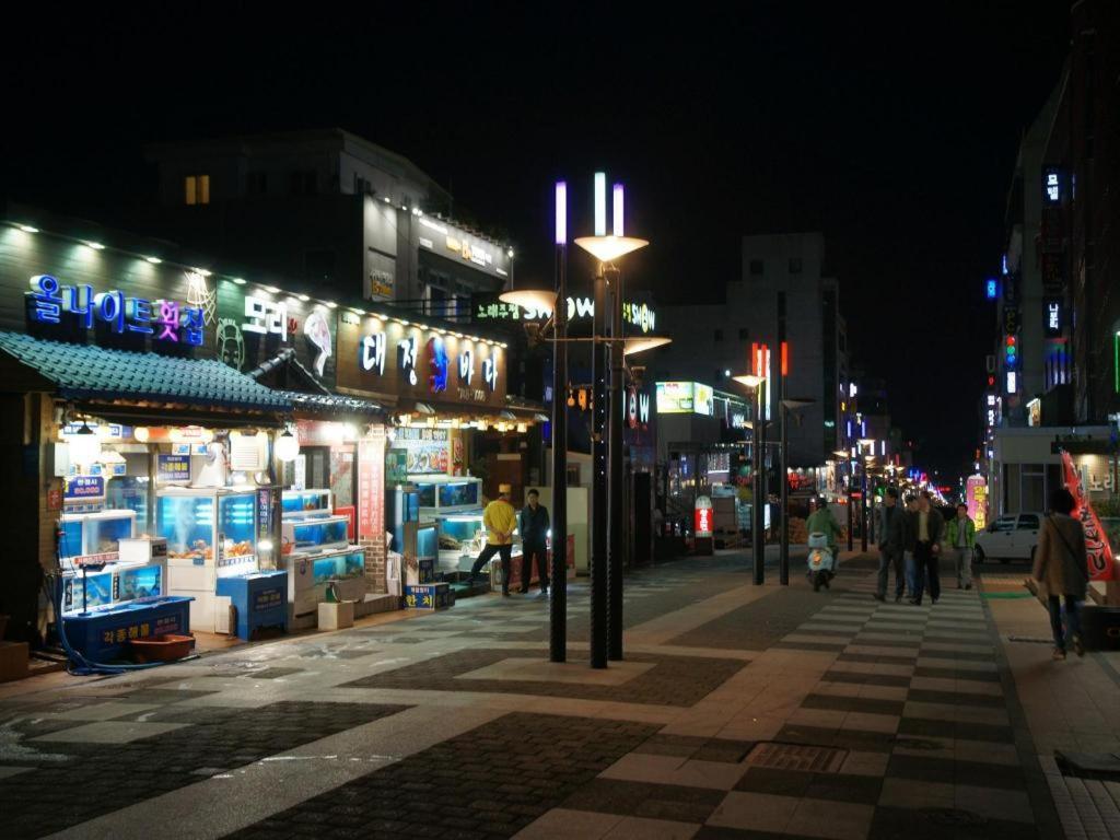 Hotel W Shinjeju Exterior photo